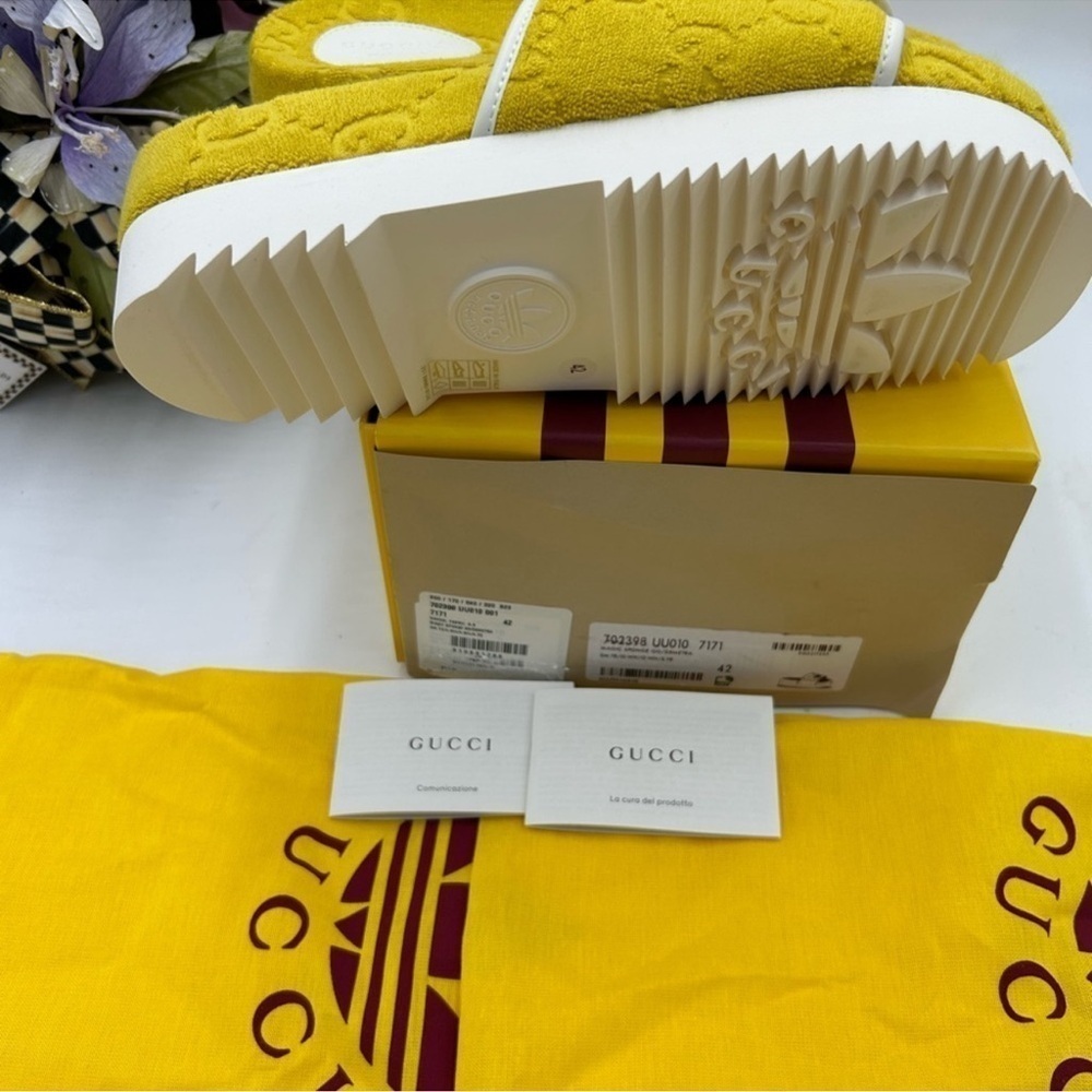 Women’s Gucci X Adidas GG monogram slides size 42 fits 11.5 US made in Italy - Picture 7 of 8
